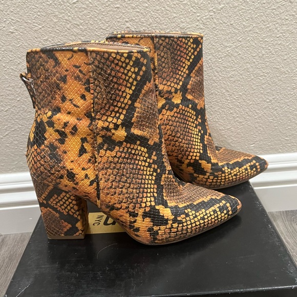 Steve Madden Orange Snake Print Boot - Picture 2 of 3